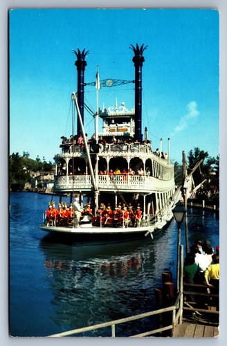 Postcard disneyland magic - disneyland,