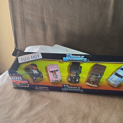 Muscle machines too hot 64 - hot, 1:64