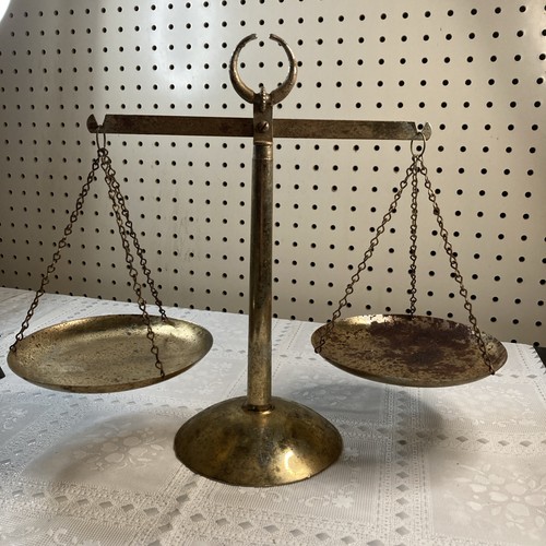 Vintage brass balance scale - brass,
