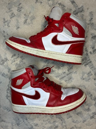 Nike red white sneakers worn - nike, sneakers,