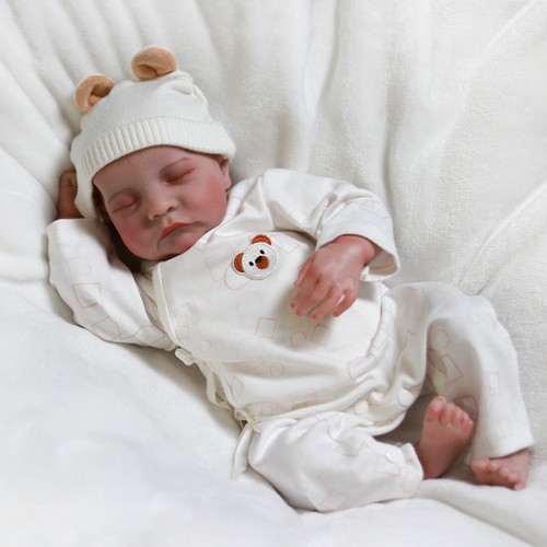 Realistic lifelike reborn baby - lifelike,