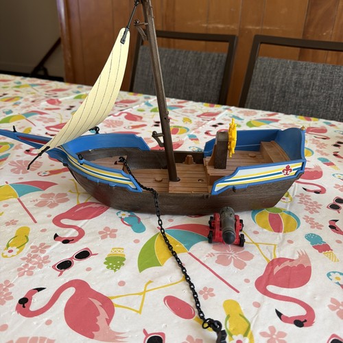 Playmobil pirate ship - playmobil,