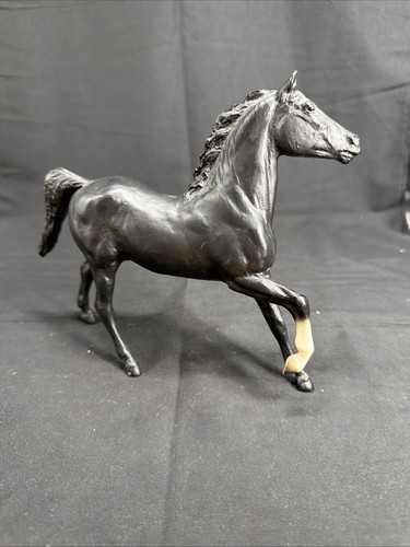 Breyer black beauty - beauty, prancing