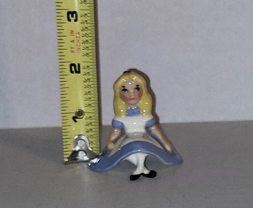 Disney hagen reneker - reneker, n