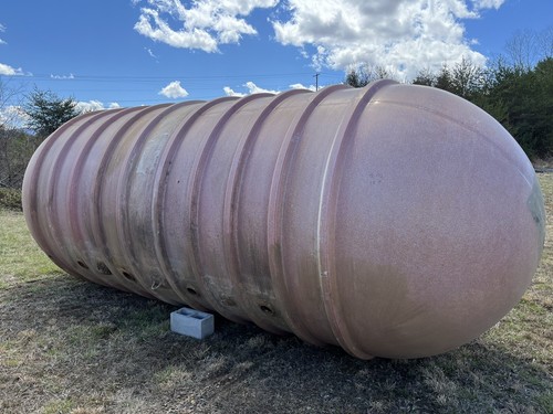 Xerxes 6000 gallon single - , wall