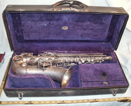 Conn alto saxophone 1920s - alto,