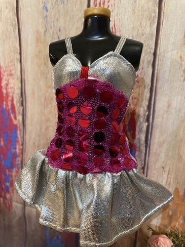 Barbie pink silver dress - /,
