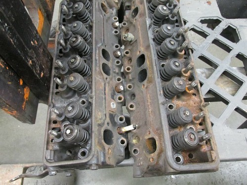 1995 small block chevy 350 - block,