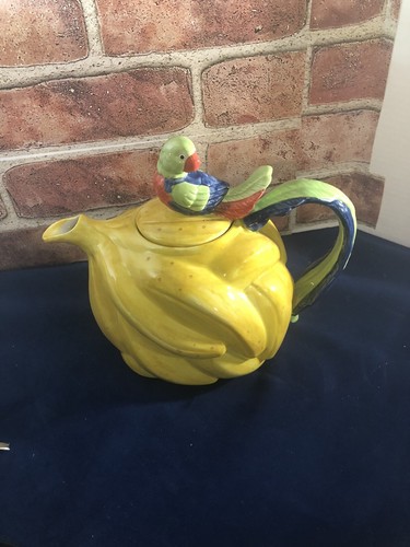 Vintage fritz and - fritz, parrot