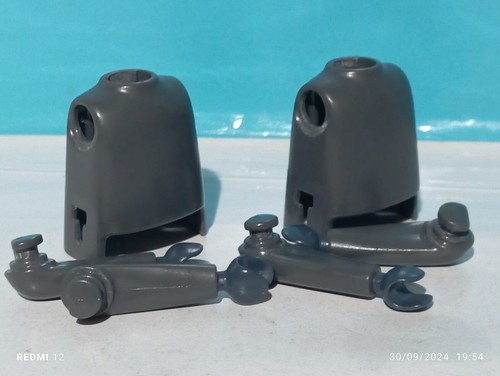 Playmobil torsos bodies - x2,