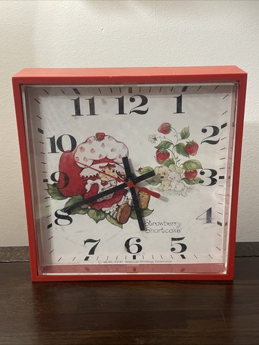 Vintage strawberry shortcake - strawberry,
