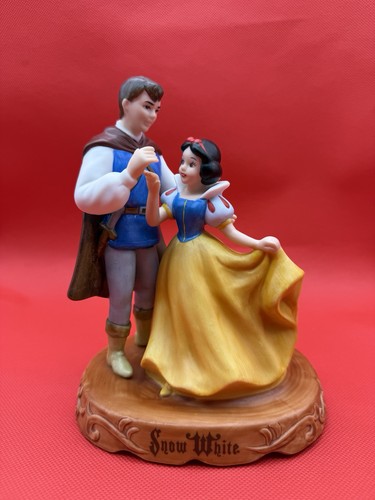 Rare disney music box - disney, tokyo