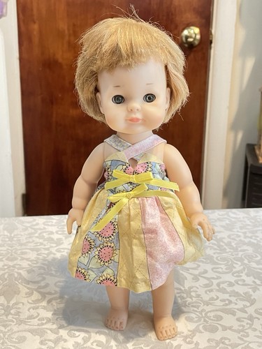 Vintage vogue littlest - vogue,