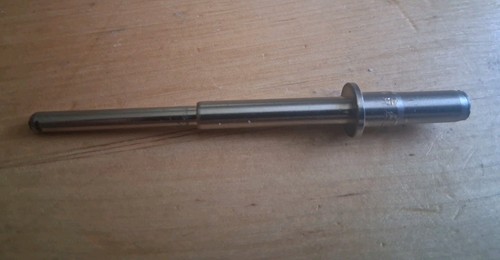 Genuine thread holding pin - thread,