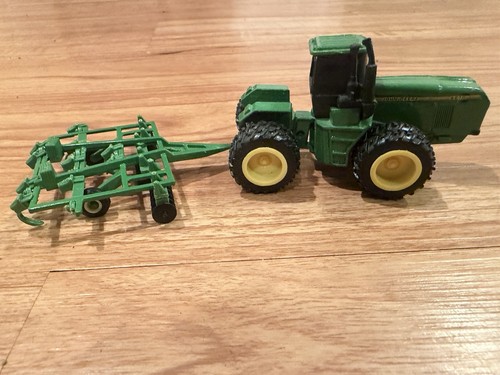 Ertl john deere - ertl, tillage