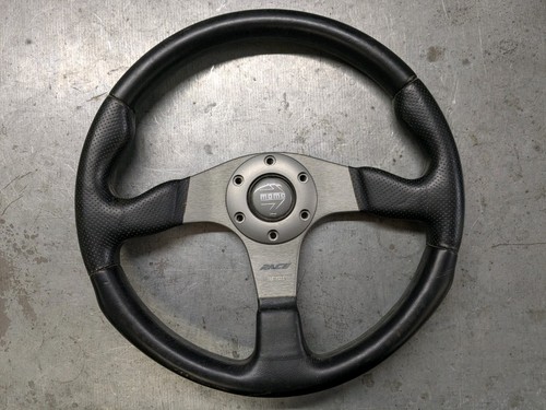 Momo race typ - momo,
