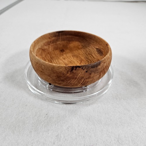 Hand turned oak wood bowl - oak,