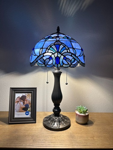 Tiffany style table lamp - tiffany,