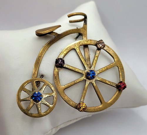 Antique penny farthing - penny, wheel