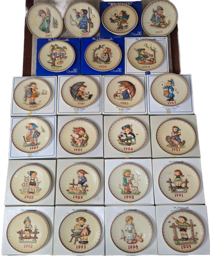 Hummel annual plates 1971 - annual, 1971-73
