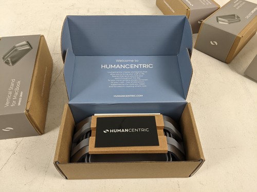 Humancentric vertical stand - vertical,