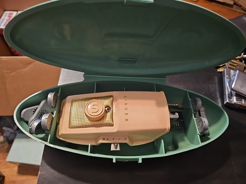 Vintage singer featherweight - vintage,