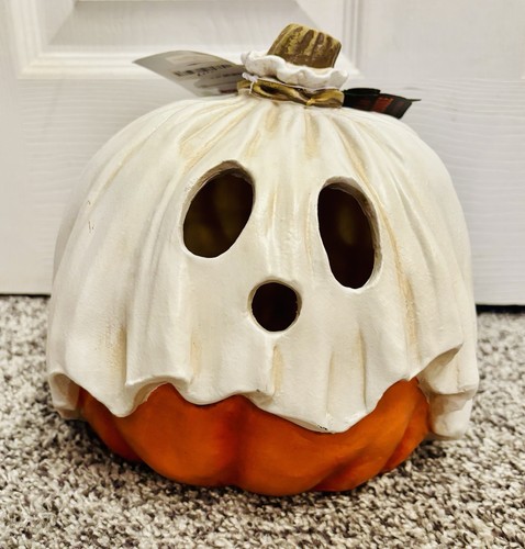 Halloween pumpkin ghost - in,