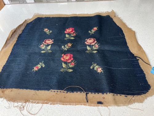X18 vtg needlepoint seat - vtg,