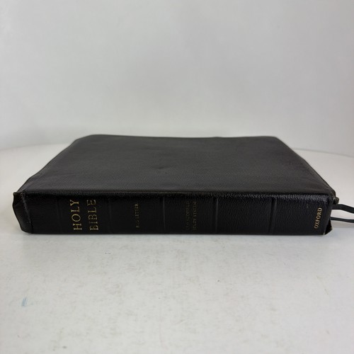 Scofield reference bible new - scofield, bible: