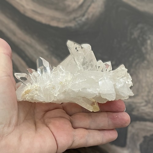 Gorgeous clear metaphysical - gorgeous,