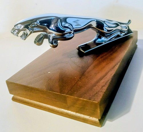 Leaping jaguar decorative - leaping,