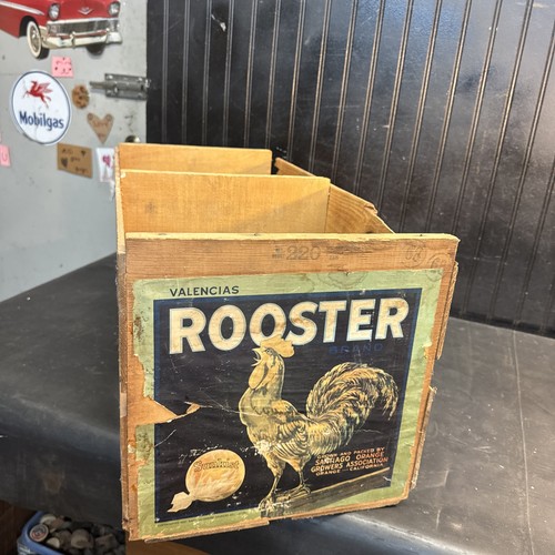 Vintage wooden fruit crate - wooden,