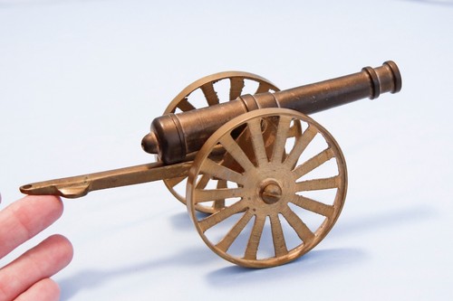 Metal cannon model artillery - metal,