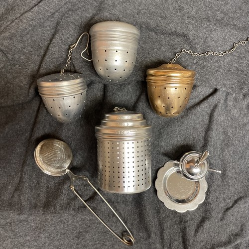 Vintage aluminum tea ball - aluminum,