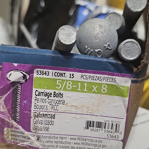 Carriage bolts x 8 - 8, in