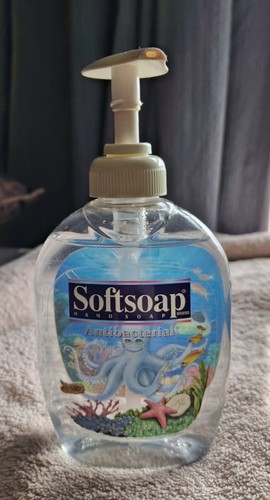 Rare vintage softsoap hand - rare,