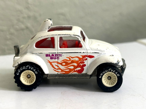 Hot wheels blazin baja bug - hot,