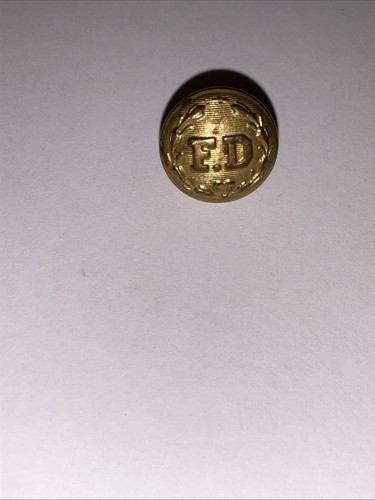 Antique gold tone - f.d., uniform