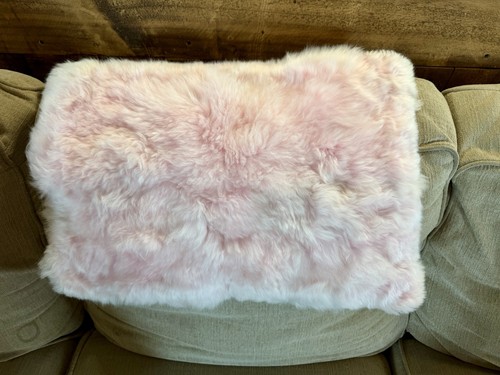 Beautiful and very soft - soft, alpaca