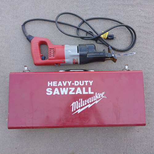 Milwaukee heavy duty sawzall - heavy,