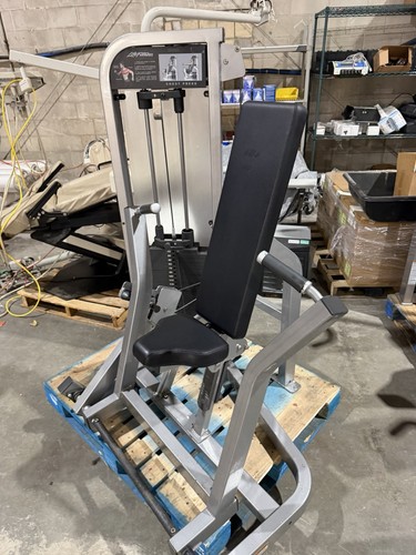 Life fitness pro - 2, chest