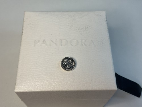 Pandora sparkling leaves - pandora,