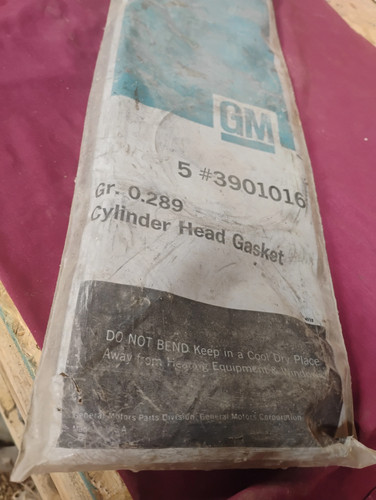 Cylinder head gasket - cylinder,