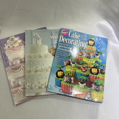 Wilton cake decorating books - decorating,