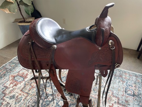 Circle western saddle - western,