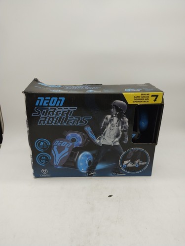 Neon street rollers clip - street, on