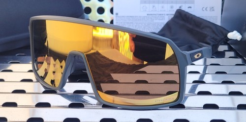 New oakley sutro - sutro, 9406-0537