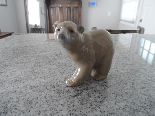 Vintage 1972 lladro porcelain - 1972,