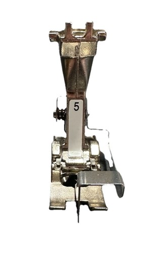 Bernina sewing machine - machine, blind