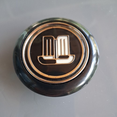 Triumph shield horn push - triumph,